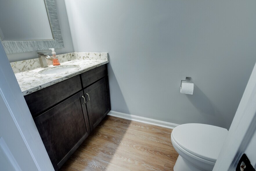 More Photos Of 11303-11327 Amherst Ave, Wheaton Office Residential For Sale