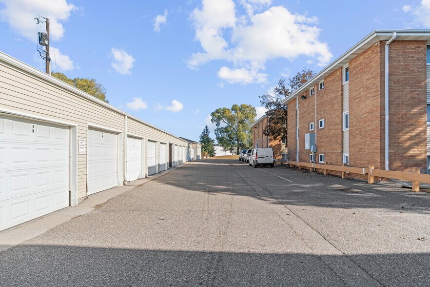 More Photos Of 5324-5340 Hanson Ct N, Crystal Apartments For Sale