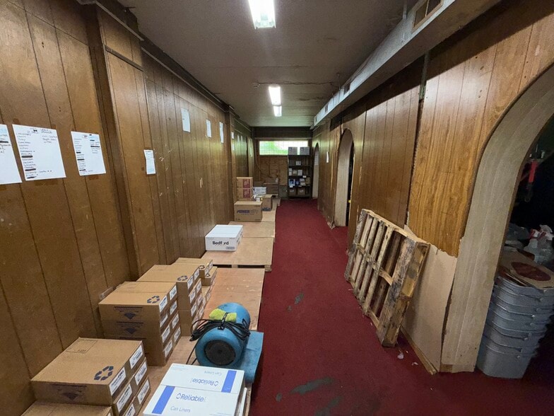 More Photos Of 517-523 W 9 Mile Rd, Ferndale Flex For Sale