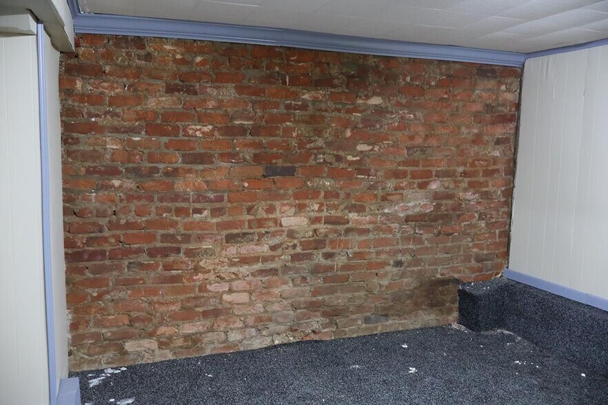 More Photos Of 482 Main St, Hazard Office Residential For Sale