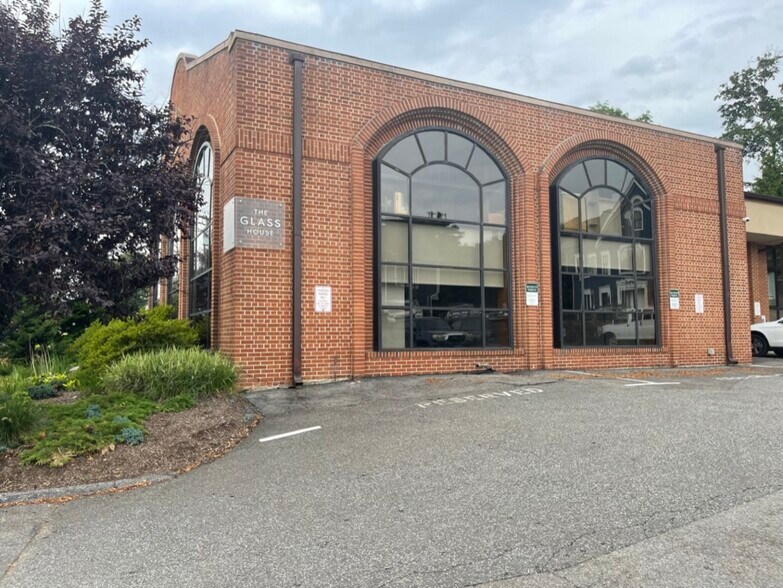 More Photos Of 215 Elm St, New Canaan Medical For Sale