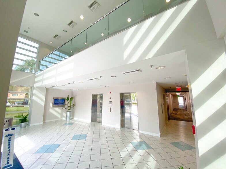 More Photos Of 8181 NW 154th St, Miami Lakes Office For Lease