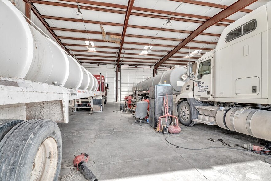 More Photos Of 14035 52nd st, Odessa Industrial For Sale