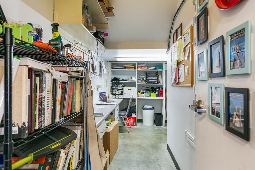 More Photos Of 534 S Myrtle Ave, Monrovia Restaurant For Lease