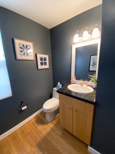 More Photos Of 715 St Paul St, Baltimore Office For Sale