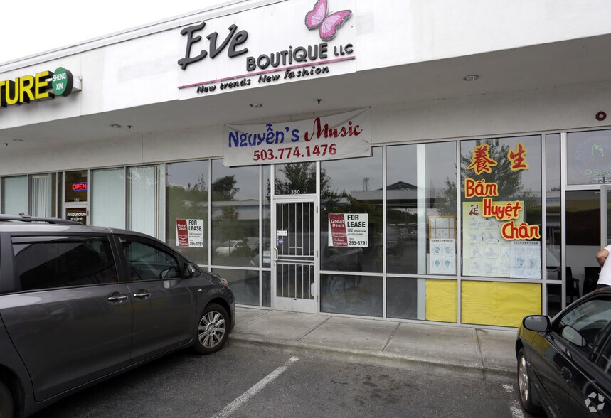 More Photos Of 8220-8230 SE Harrison St, Portland Unknown For Lease