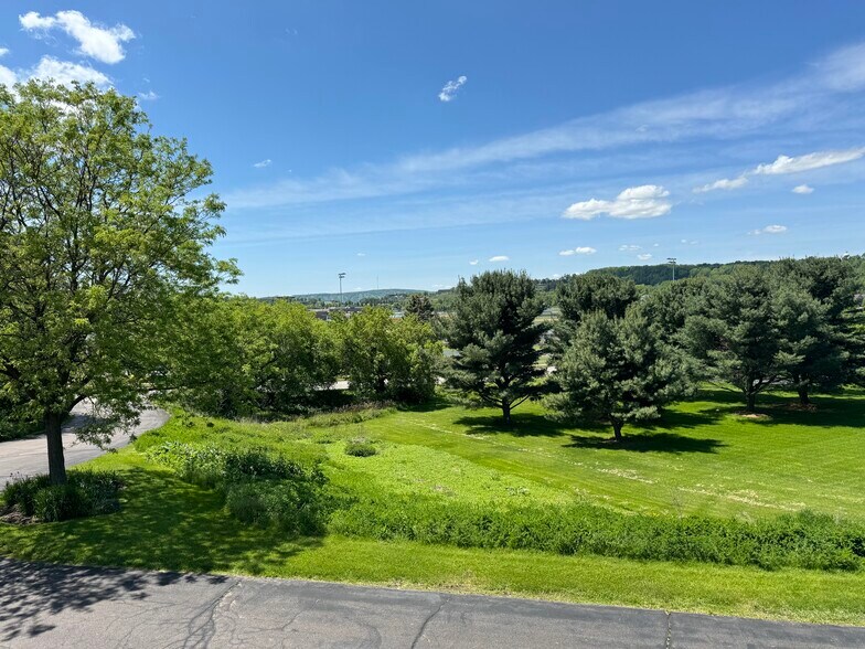 More Photos Of 1400 Merrill Ave, Wausau Medical For Sale