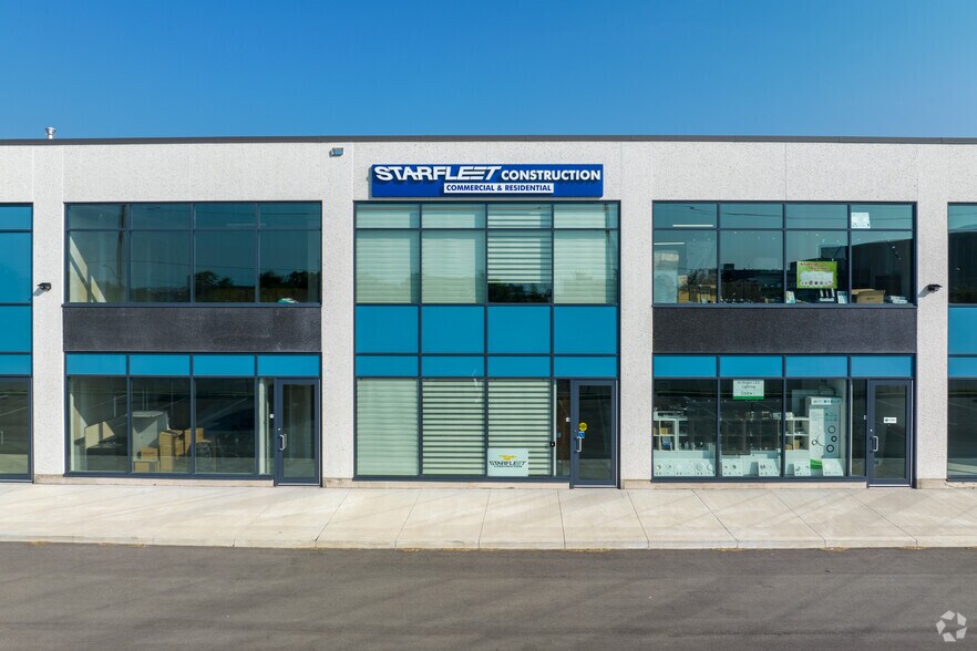 More Photos Of 800 Laurentian Dr, Burlington Warehouse For Sale