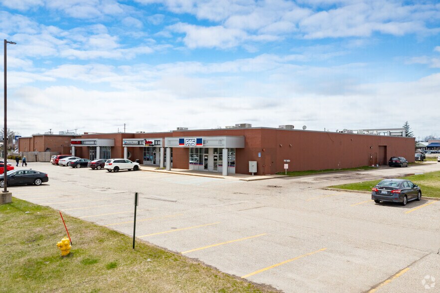 More Photos Of 2863 W Shore Dr, Holland Storefront For Lease