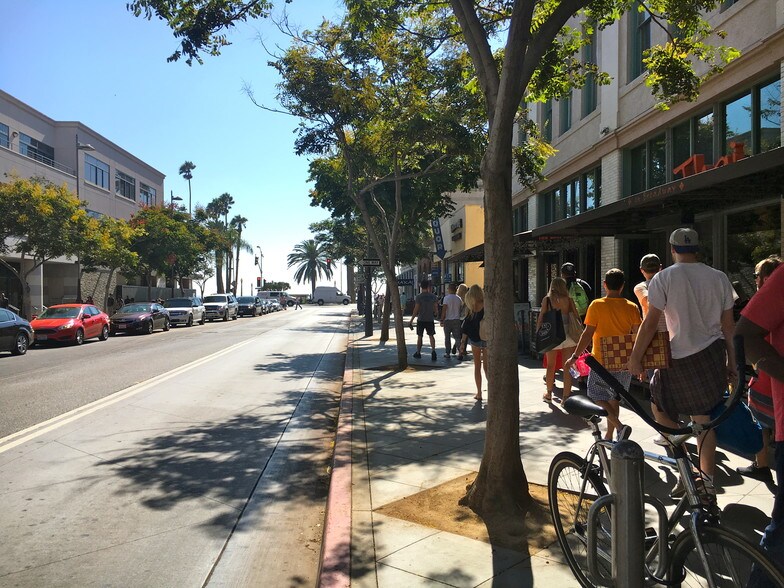 More Photos Of 119-131 Broadway, Santa Monica Office For Lease