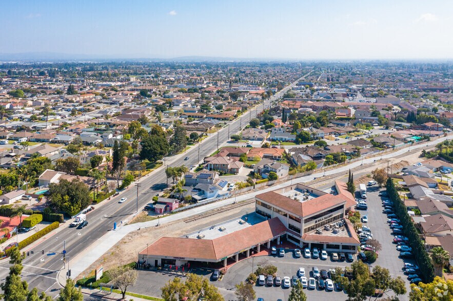 More Photos Of 18300 Gridley Rd, Artesia General Retail For Lease