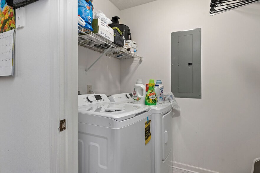 More Photos Of 2401 Mosley St, Waynesboro Apartments For Sale