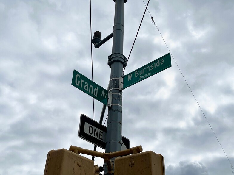 More Photos Of 40-48 W Burnside Ave, Bronx Storefront Retail Office For Lease