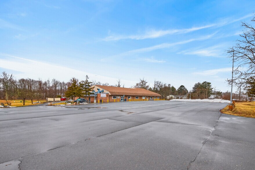 More Photos Of 173 County 526 rd, Allentown Office For Sale
