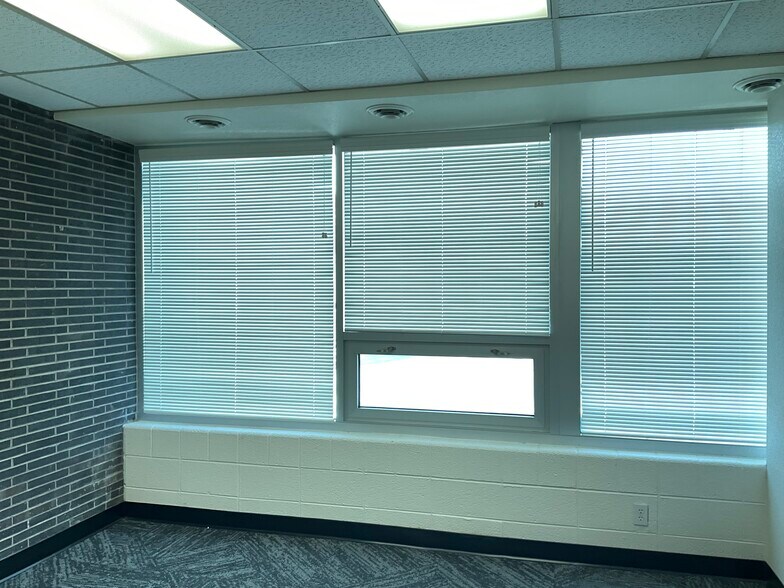 More Photos Of 525 Randall Ave, Cheyenne Office For Lease