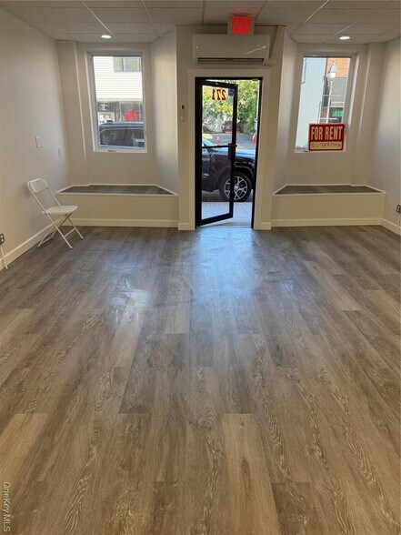 More Photos Of 271 Broadway, Bethpage Apartments For Lease