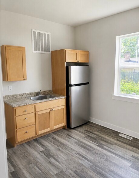 More Photos Of 7305 NE Fourth Plain Blvd, Vancouver Freestanding For Lease