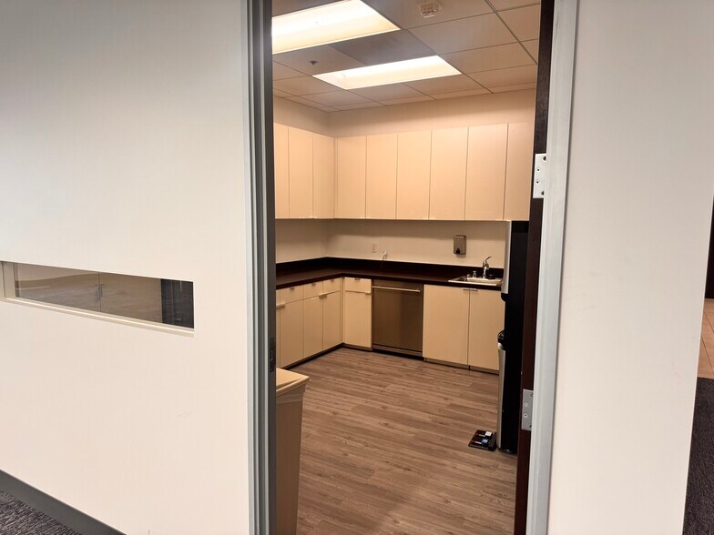 More Photos Of 2151 E Grand Ave, El Segundo Office For Lease
