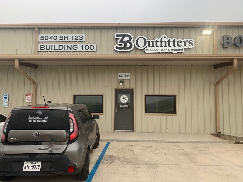 More Photos Of 5040 State Highway 123, San Marcos Warehouse For Lease