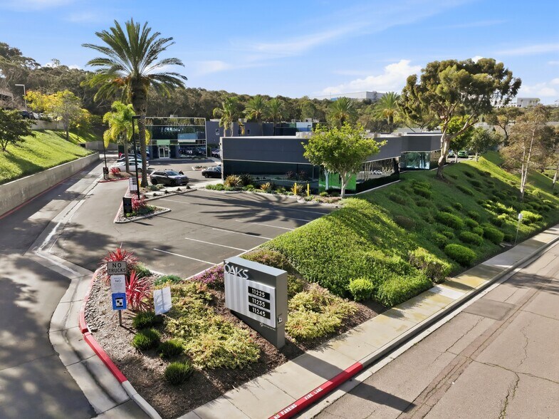 More Photos Of 11245 W Bernardo Ct, San Diego Unknown For Lease