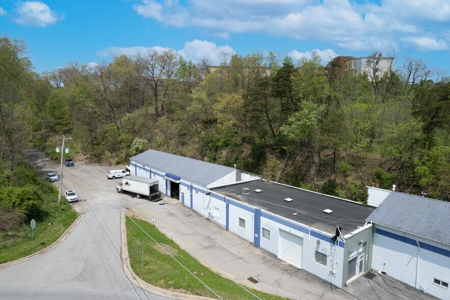 More Photos Of 203 Hershinger Rd, Coraopolis Office For Sale