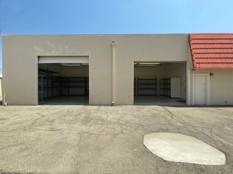 More Photos Of 75 Dillon Ave, Campbell Service For Sale