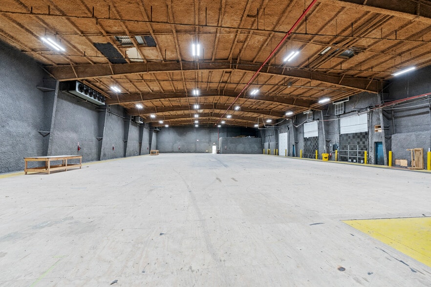More Photos Of 4865 Arthur Kill Rd, Staten Island Warehouse For Sale