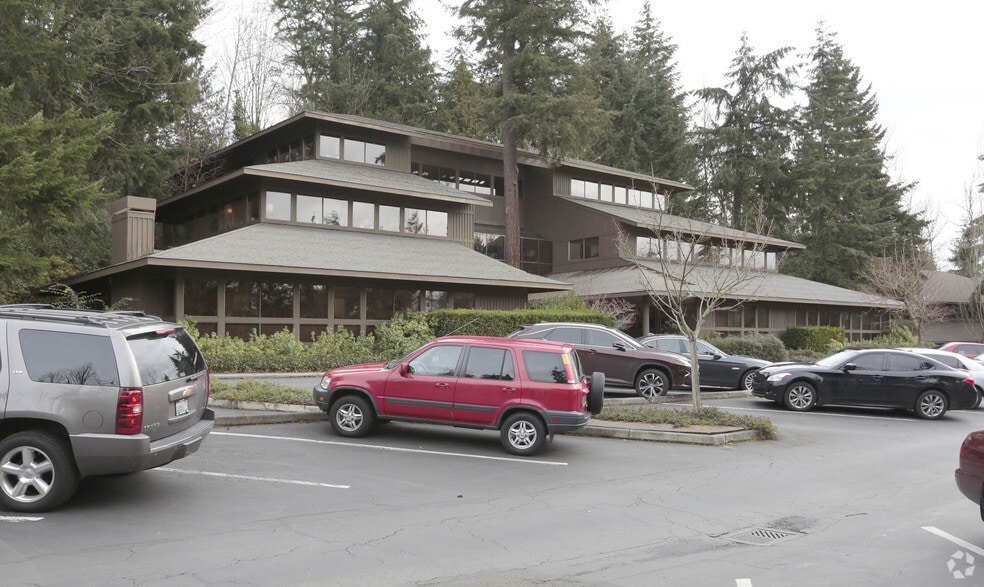 More Photos Of 2025 112th Ave NE, Bellevue Office For Lease