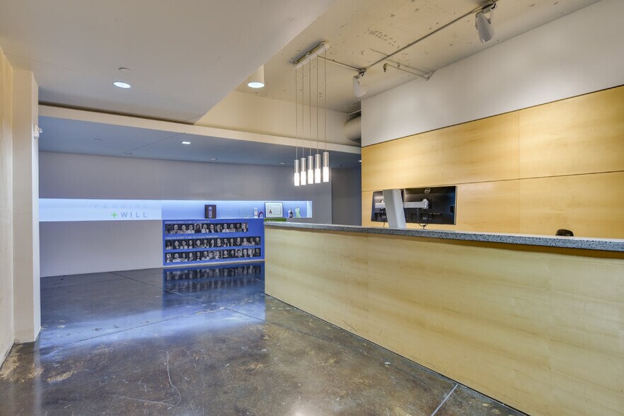 More Photos Of 10100 N Central Expy, Dallas Office For Lease