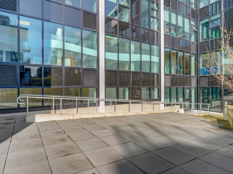 More Photos Of 1105 Pandora Ave, Victoria Apartments For Sale