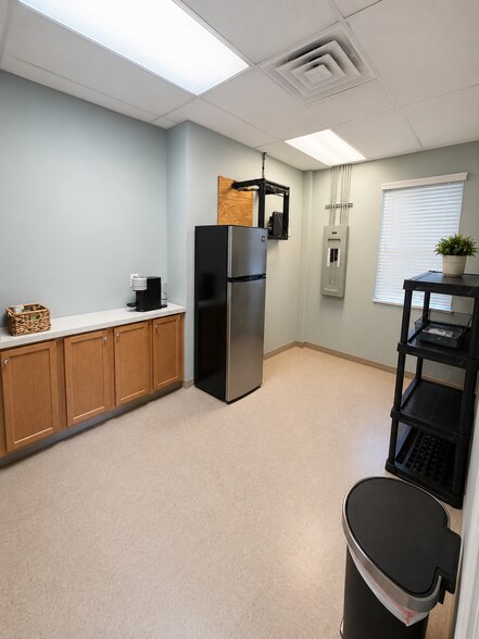 More Photos Of 3405 Salterbeck Ct, Mount Pleasant Medical For Sale