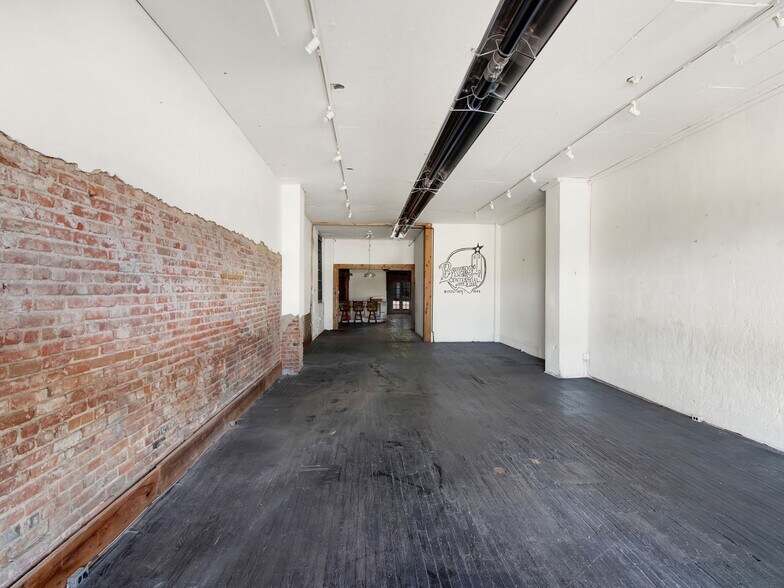 More Photos Of 350 W Front St, Byers Freestanding For Sale