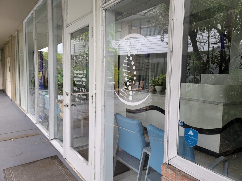 More Photos Of 2631 E Oakland Park Blvd, Fort Lauderdale Medical For Lease