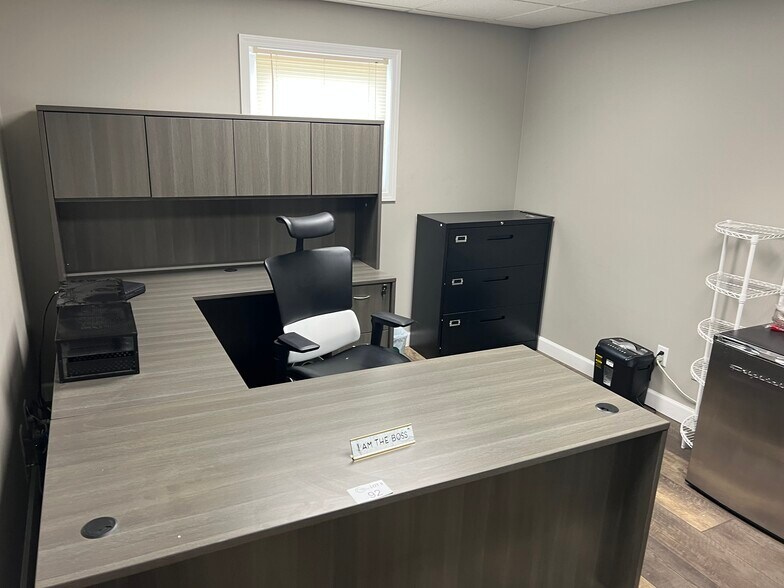 More Photos Of 53894 N County Road 9, Elkhart Warehouse For Sale