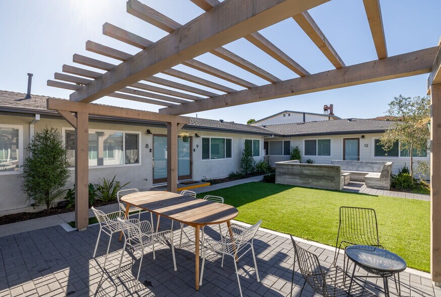More Photos Of 17302 Ermanita Ave, Torrance Apartments For Sale