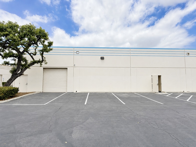 More Photos Of 16702-16800 Valley View Ave, La Mirada Research And Development For Lease