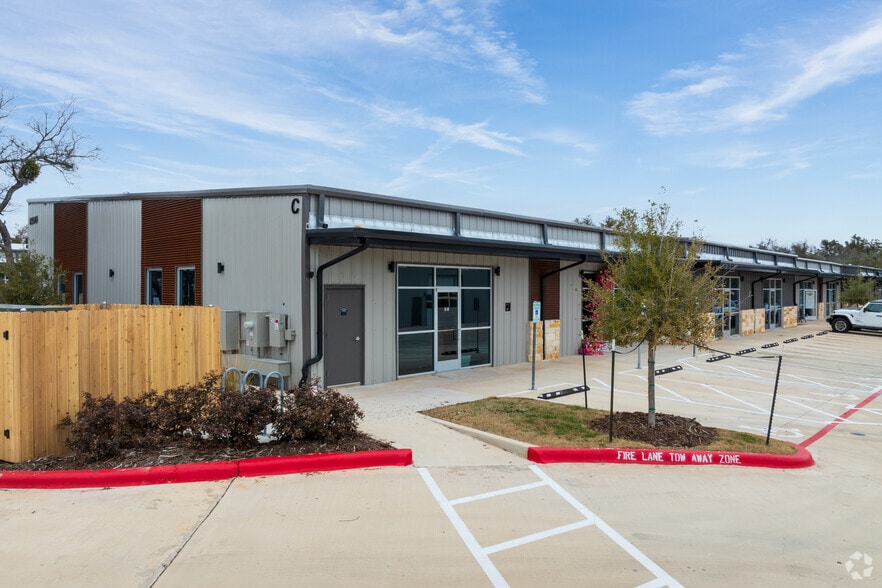More Photos Of 12800 Anderson Mill Rd, Cedar Park Showroom For Sale