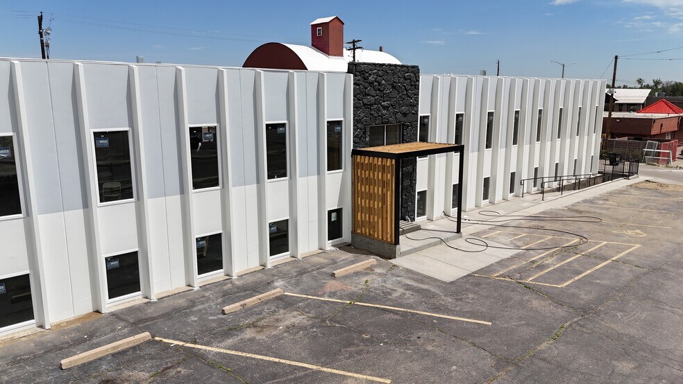 More Photos Of 7651 W 41st Ave, Wheat Ridge Office Residential For Lease
