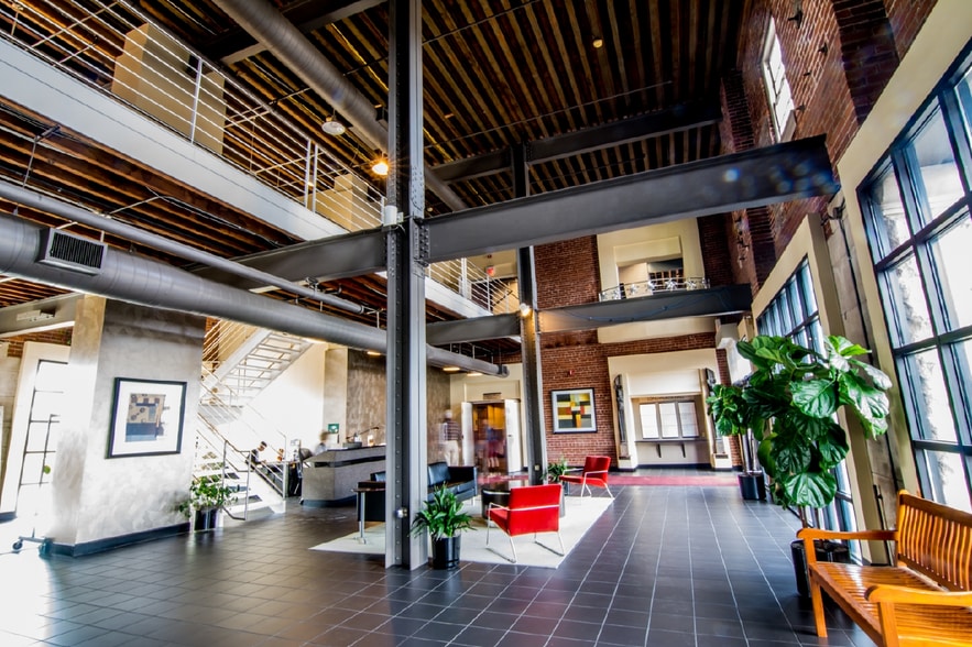 More Photos Of 700 W Pete Rose Way, Cincinnati Loft Creative Space For Lease
