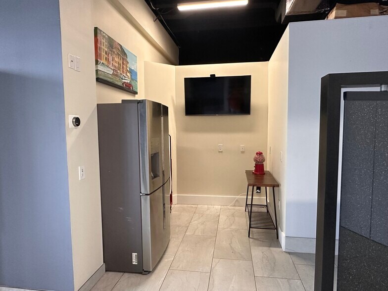 More Photos Of 630 NE 5th Ave, Delray Beach Auto Dealership For Sale