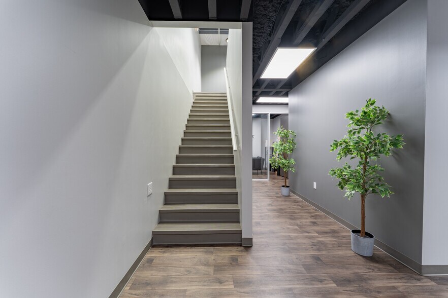 More Photos Of 13462 FM 529 Rd, Houston Light Distribution For Sale