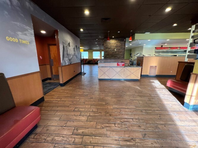 More Photos Of 2206 N LaCrosse St, Rapid City Restaurant For Sale
