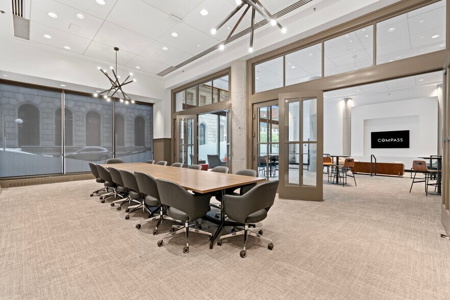 More Photos Of 360 Saint Peter St, Saint Paul Apartments For Lease