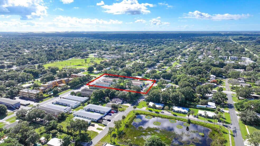 More Photos Of 1825 40th Ave, Vero Beach Apartments For Sale