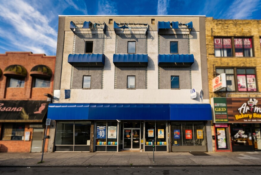 Primary Photo Of 695 Main Ave, Passaic Storefront For Lease