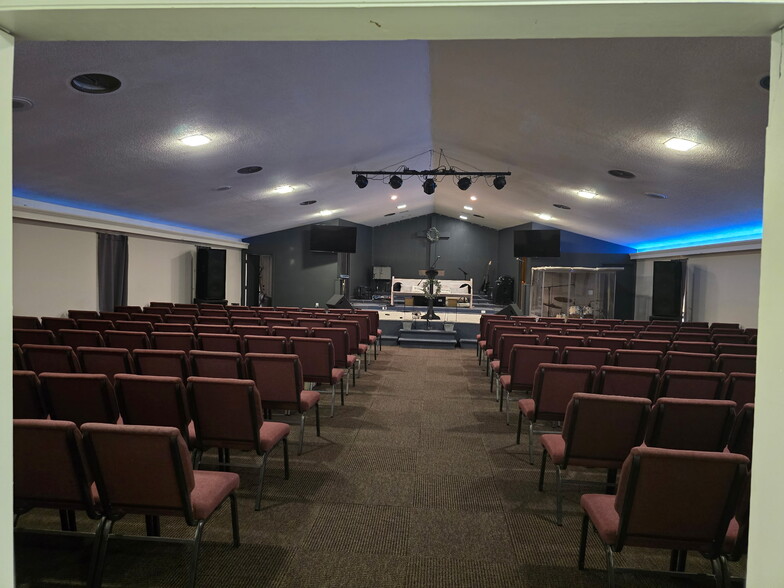 More Photos Of 517 Pleasant Ave, Kannapolis Religious Facility For Sale