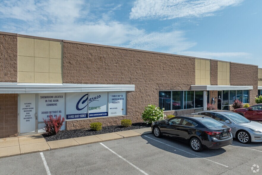 More Photos Of 909 Canterbury Rd, Westlake Warehouse For Lease