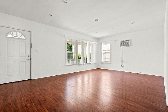 More Photos Of 8521 Saturn St, Los Angeles Apartments For Sale