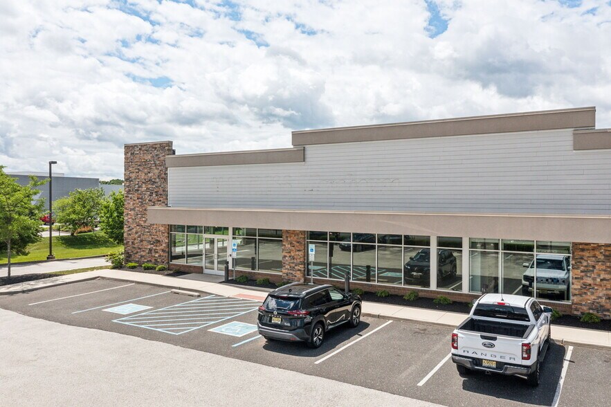 More Photos Of 3841 Route 42, Turnersville Storefront For Lease