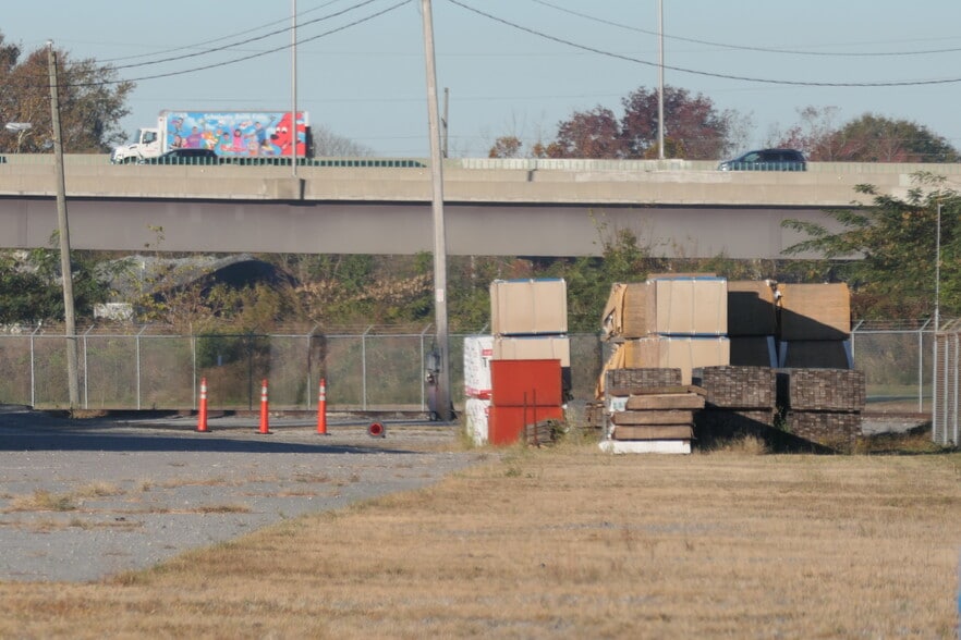 More Photos Of 800 Constitution Ave, Portsmouth Land For Lease